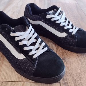 VANS | Dollin No Skool Pinstripe, Size 11